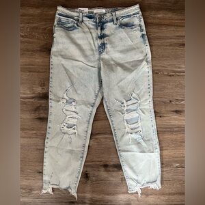 Women’s Super High Rise Mom Jeans